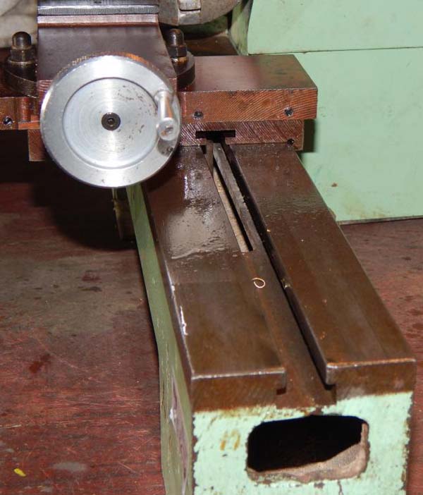 Загальний вигляд токарного верстата ТНШ ТНШ Загальний вигляд токарного верстата